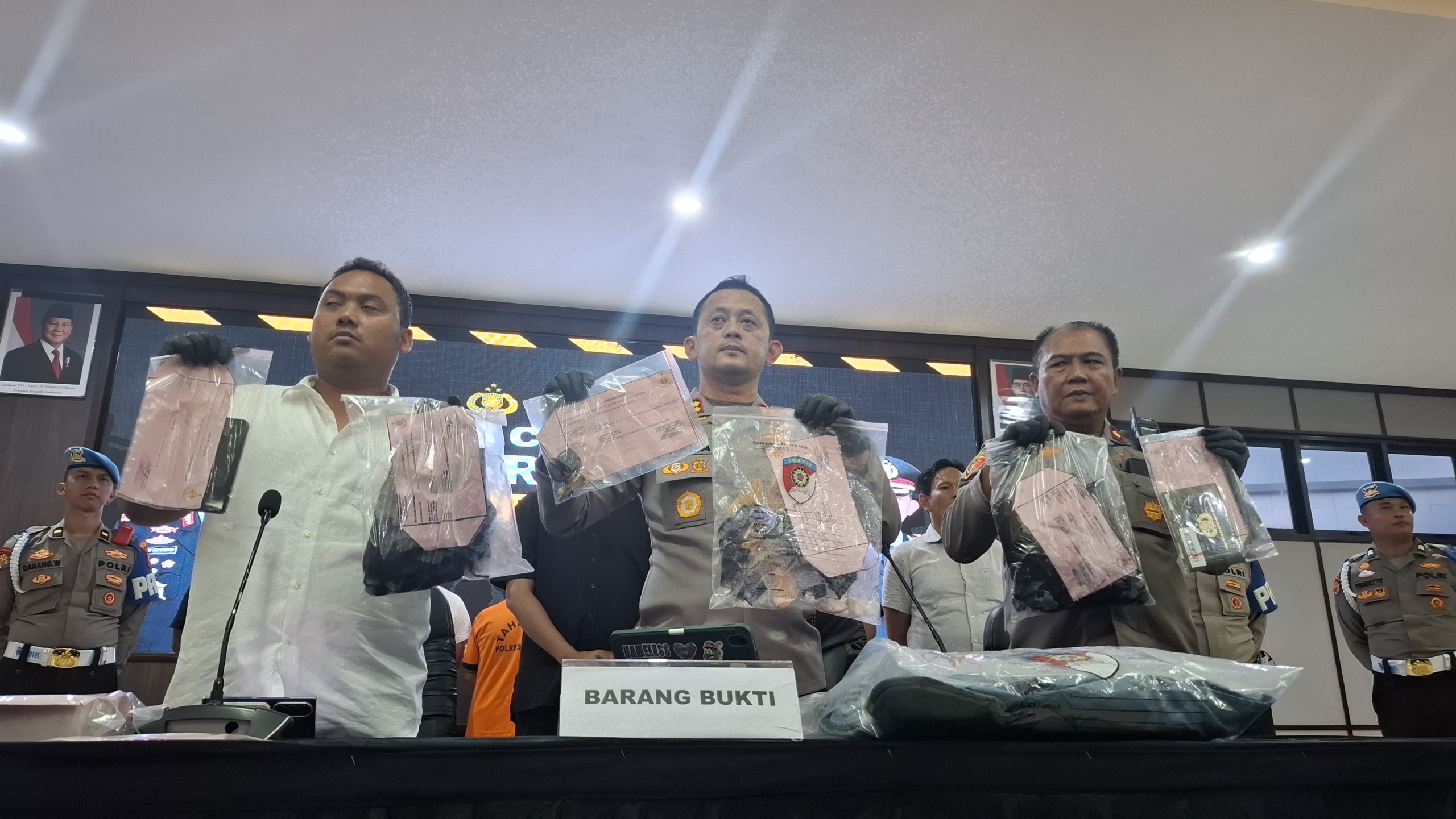 Motif Pelaku Pembunuhan Sopir Taksi Online di Tol Jagorawi