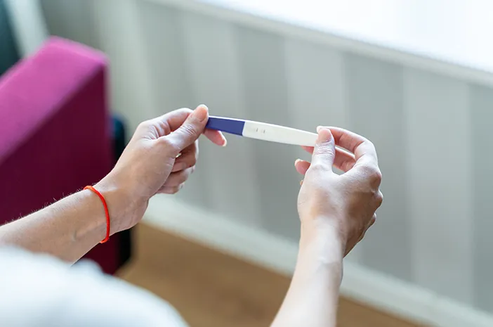 8 Gejala Awal Kehamilan yang Umum Terjadi dan Perlu Anda Ketahui