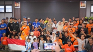 Polres Bogor Ajak Bobotoh dan Jakmania Nonton Bareng