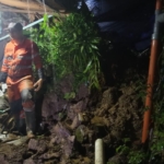 TPT Dua Meter Runtuh di Bondongan Bogor, Seorang Perempuan Tewas Tertimbun