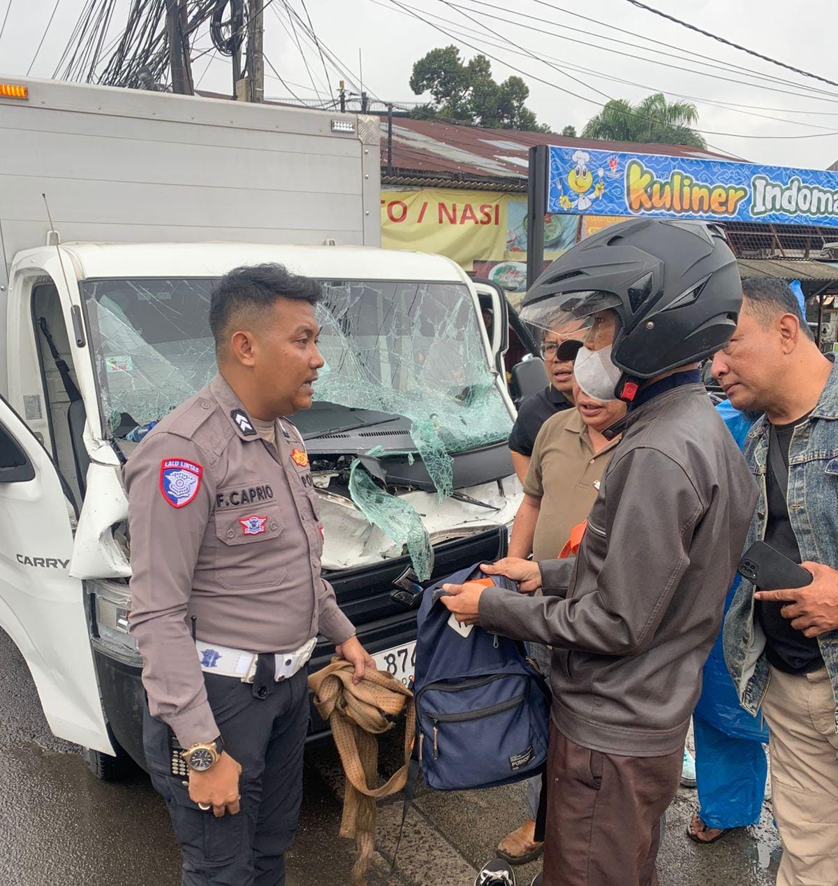 Kecelakaan Beruntun di Jalan KS Tubun Bogor, Pengemudi Carry Dilarikan ke RS