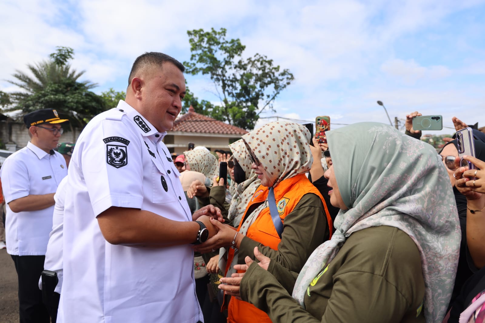 Lewat Gotong Royong, Bupati Bogor Ingin Setiap Kecamatan Punya Hutan