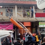 Bau Menyengat Ungkap Kematian Pria 48 Tahun di Kontrakan Cilebut Timur