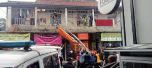 Bau Menyengat Ungkap Kematian Pria 48 Tahun di Kontrakan Cilebut Timur