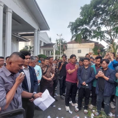 Aliansi BEM se-Bogor Raya Kepung Balai Kota, Ajukan Sembilan Tuntutan