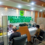 Bayar Pajak Kini Bisa di Kantor Kecamatan, Bupati Bogor Bentuk 34 Satuan Pelayanan