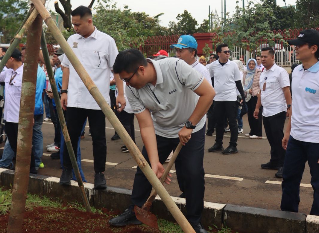 Ketua DPRD Sastra Winara Ajak Semua Pihak Perkuat Ketahanan Lingkungan Lewat Penghijauan