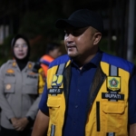 Dini Hari, Bupati Bogor Rudy Susmanto Turun Tangan Perbaiki Jalan Rusak Jelang Mudik