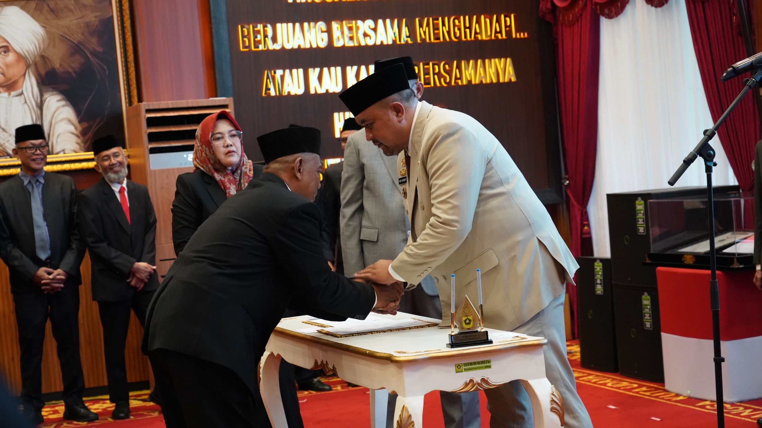 Perkuat Birokrasi, Bupati Bogor Rotasi 21 Pejabat