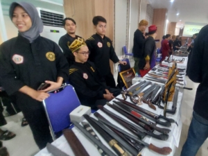 Dedie Rachim Apresiasi Pameran Golok di Unpak, Optimistis Tembus Warisan Tak Benda UNESCO
