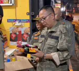 29 Botol Miras Berhasil Disita dari Toko Jamu di Ranggamekar Bogor