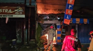 Kebakaran Melahap Ruko di Pakansari Bogor, Dugaan Adanya Korsleting Listrik