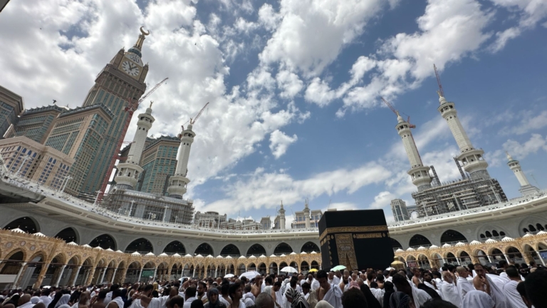 Kementerian Haji dan Umrah Rancang Skema Keberangkatan Umrah Lewat Asrama Haji Daerah